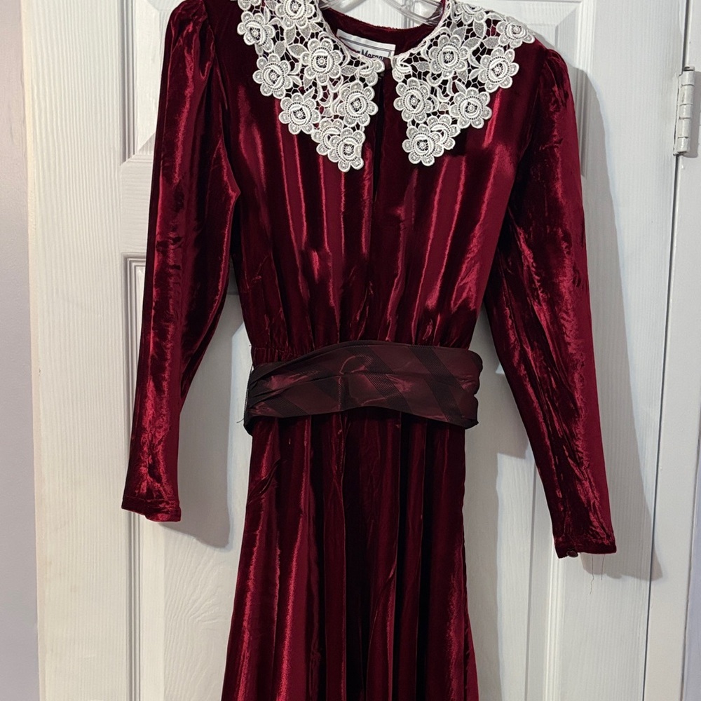 Vintage Donna Morgan Burgundy Velvet Dress with Lace Detail